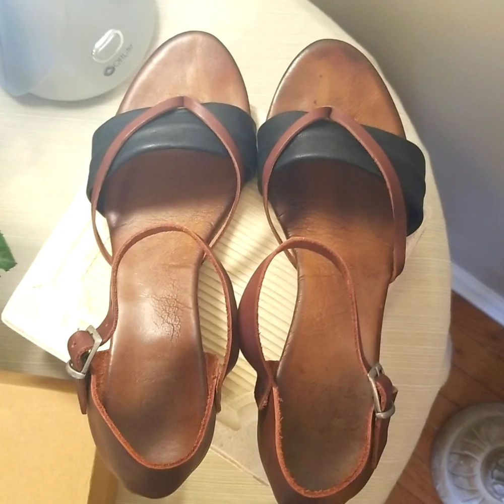 FRENCH BLU Leather Brown & Black Wedge Sandals Made In Turkey
